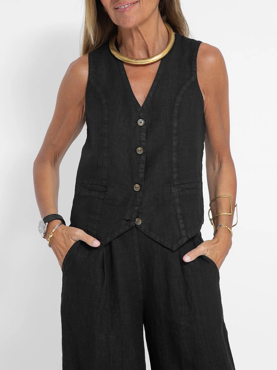 Femme Aarhus™ | Knappet vest og vide bukser