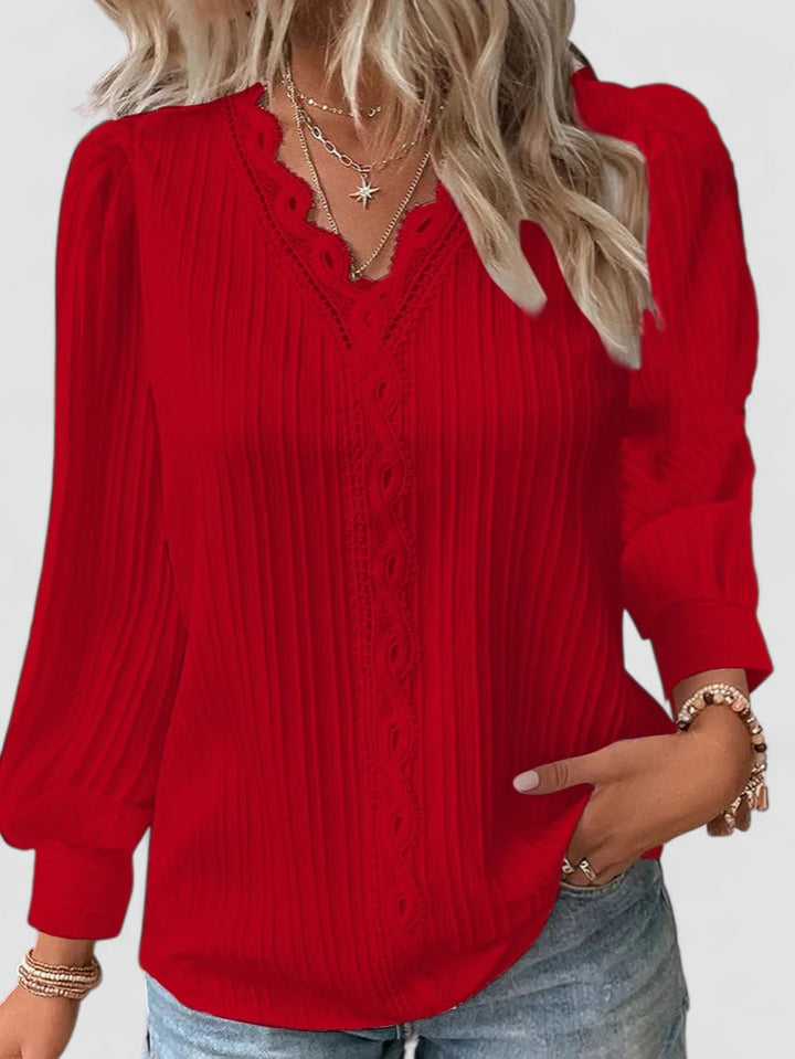 Femme Aarhus™ | Selvie – Bluse med spidskant og folder
