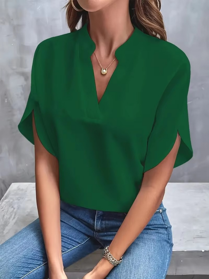 Femme Aarhus™ | Malin – V-hals top i blødt stof og feminin tone
