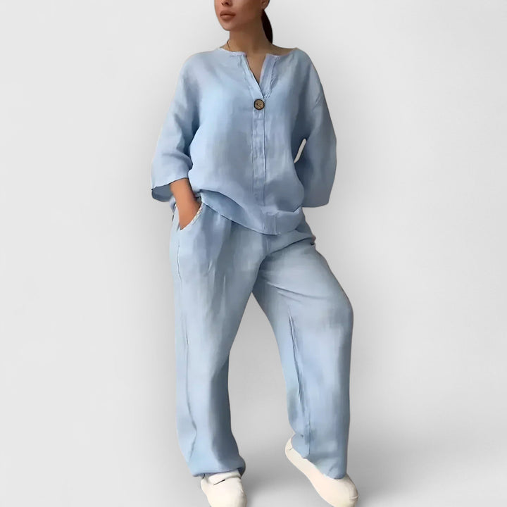 Femme Aarhus™ | Margherita – To-delt linned sæt i afslappet, elegant stil