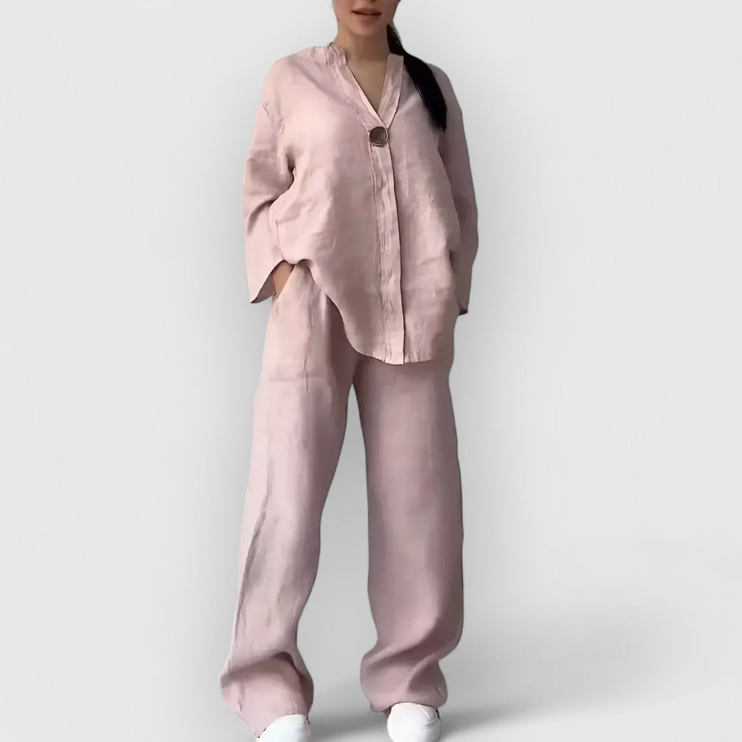 Femme Aarhus™ | Margherita – To-delt linned sæt i afslappet, elegant stil