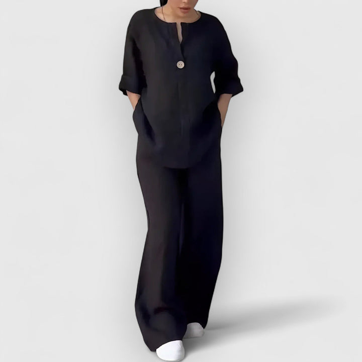 Femme Aarhus™ | Margherita – To-delt linned sæt i afslappet, elegant stil