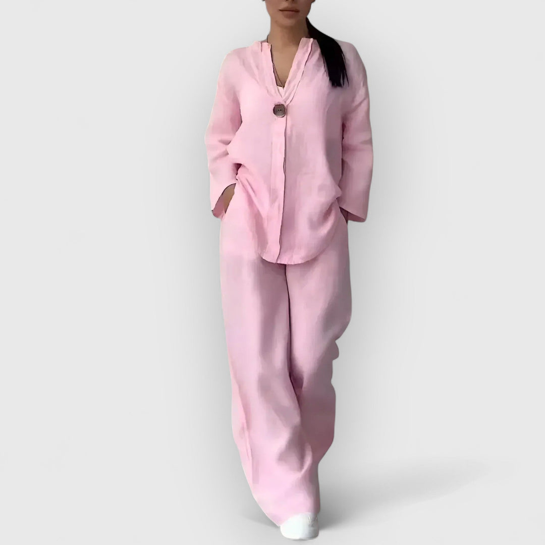 Femme Aarhus™ | Margherita – To-delt linned sæt i afslappet, elegant stil