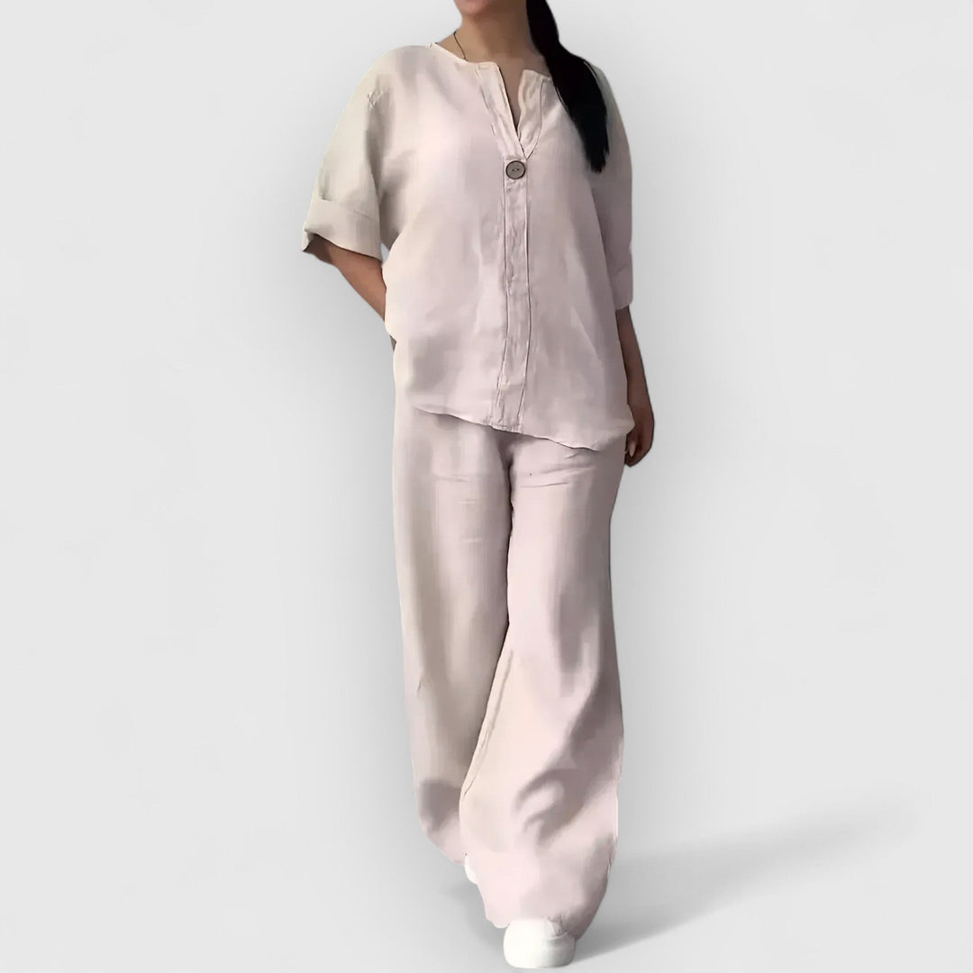Femme Aarhus™ | Margherita – To-delt linned sæt i afslappet, elegant stil